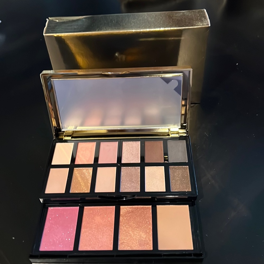 NIB LANCÔME HOLIDAY 2022 FACE AND EYE PALETTE